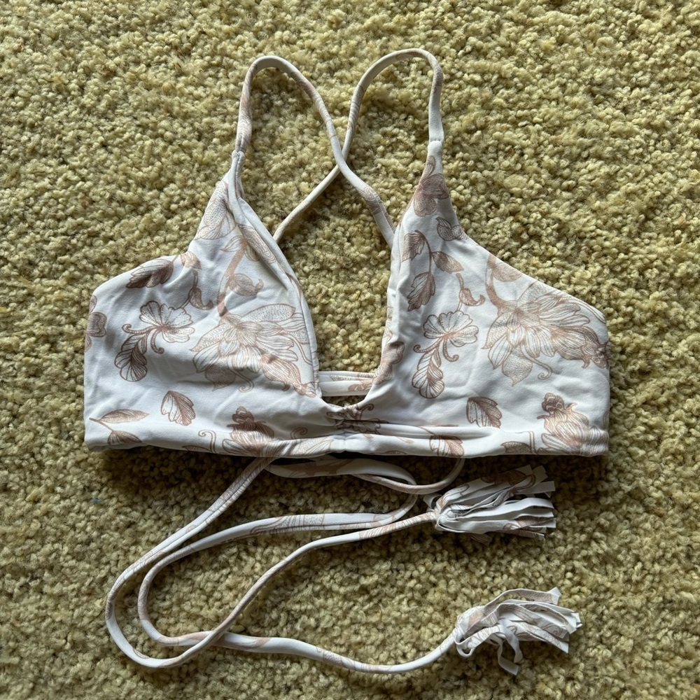 NWOT Midori Bikinis Mia Bikini Top